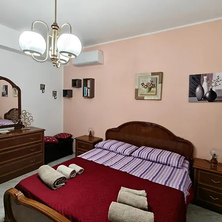 Casa Il Sole * Piraino