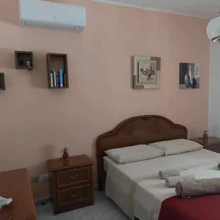 Casa Il Sole Apartment Piraino