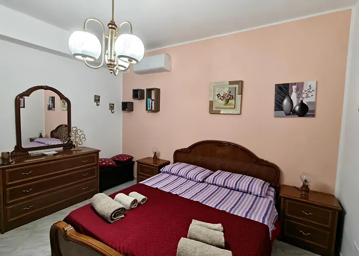 Casa Il Sole * Piraino